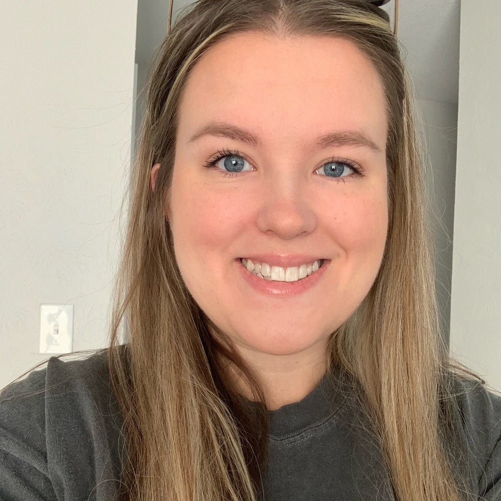 Meet your Posher, Madelyne